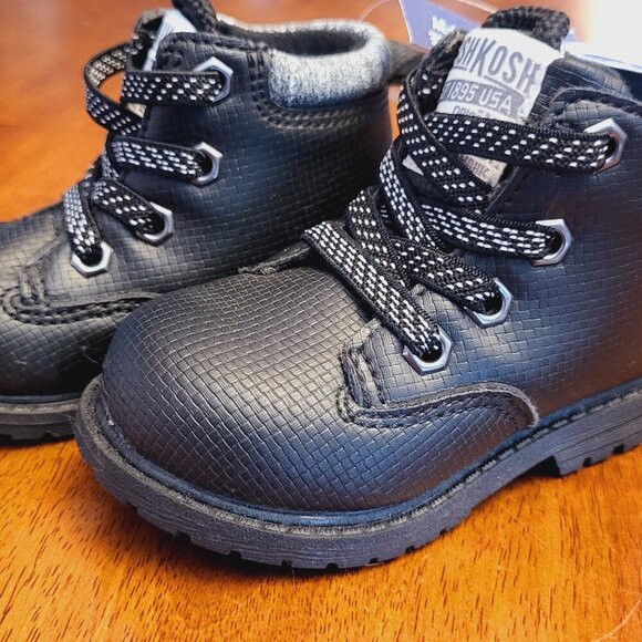Oshkosh ~ Sz 4M Infant ~ High Top Boots ~ NWT - Picture 3 of 6